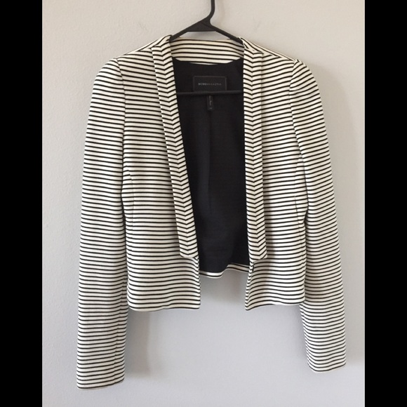 BCBGMaxAzria Jackets & Blazers - 💋 BCBG BLAZER 💋